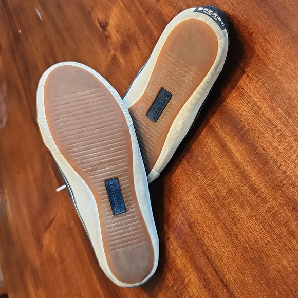 Sperry shoes - Picture 4 of 5